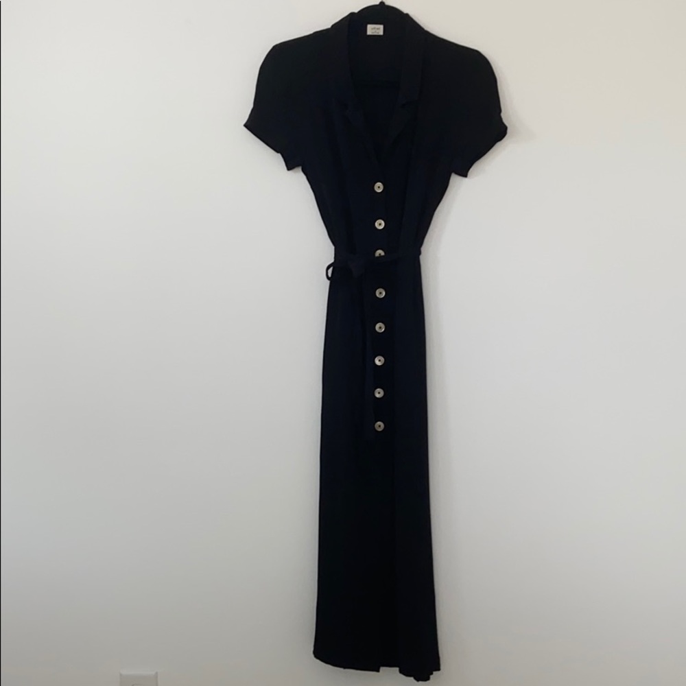 Aritzia Wilfred Shirt Dress